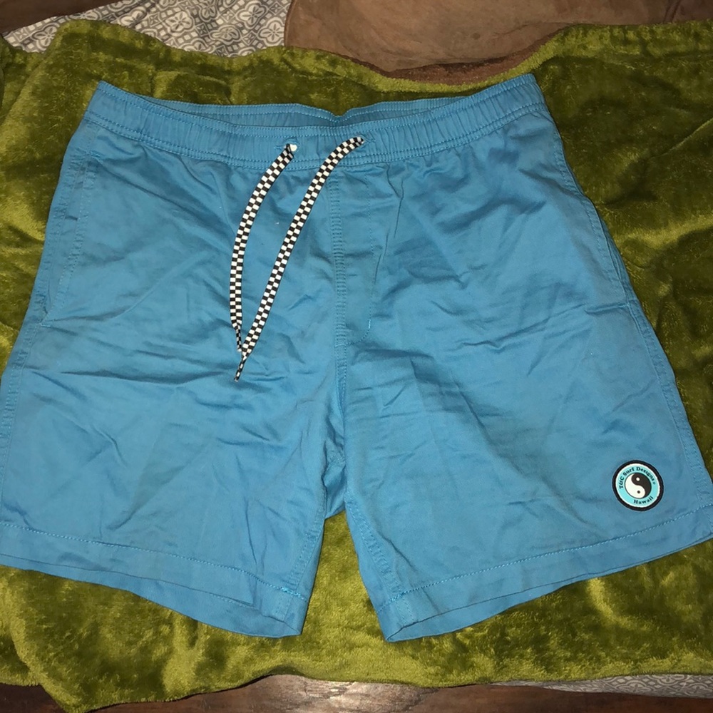 Men’s swim trunks